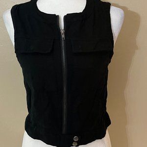 Forever 21 Linen Blend Black Sleeveless Zip Front Top Jacket Size Small S NWT